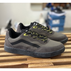 Zapatilla Deportiva Vanner #C5699VR Grafito